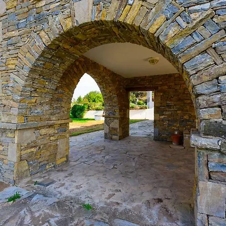 Ariadni Villa *
