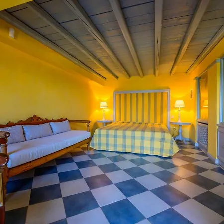 Ariadni Villa *
